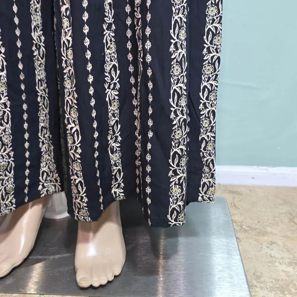 Angie Wide Leg Boho Pants with Lace Crochet Inserts Size: Small - Picture 7 of 11